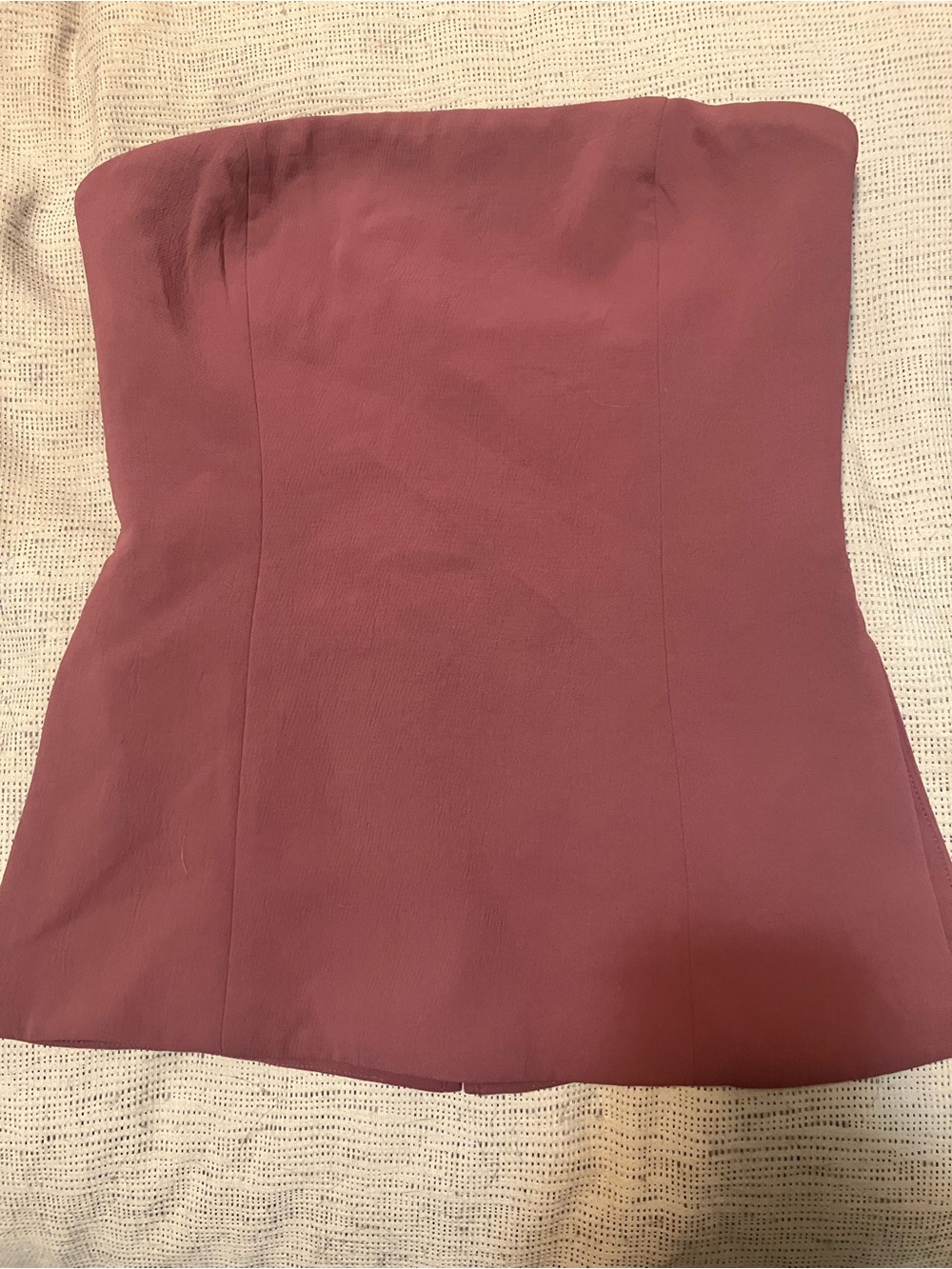 Aritzia Posh Top in Opera Rose